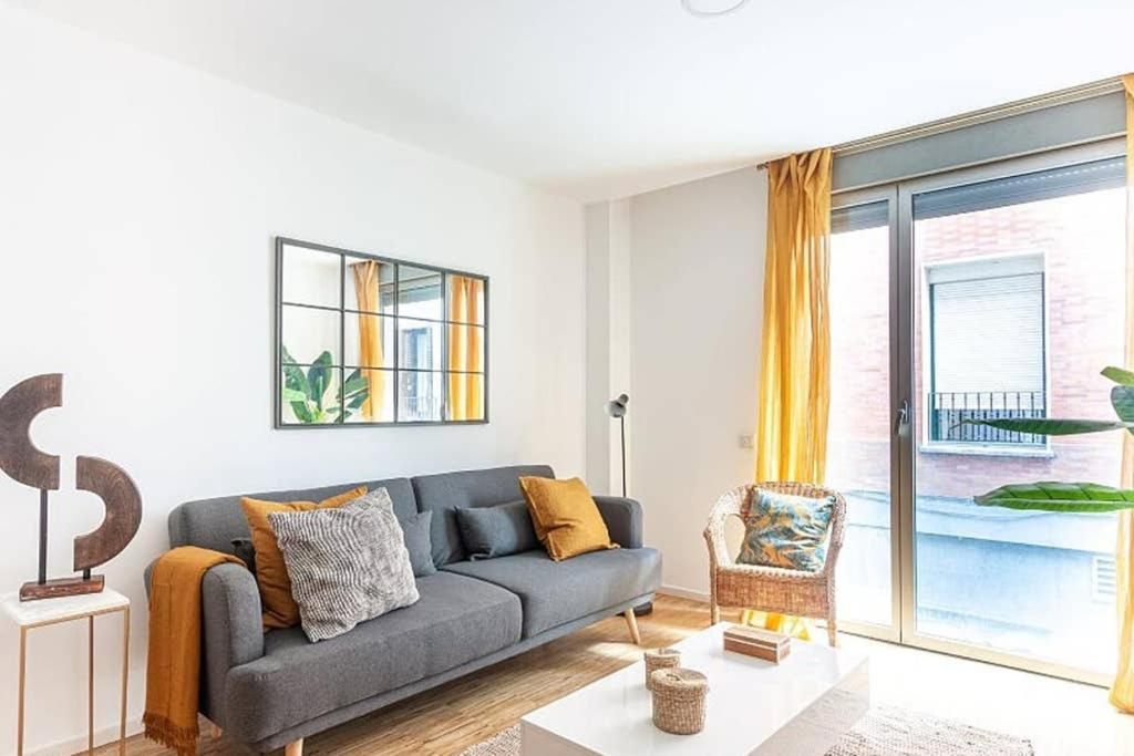 Heima Gran Via A Apartment Madrid Exterior photo